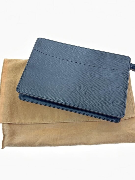 Louis Vuitton Epi Pochette Homme Second Bag Black